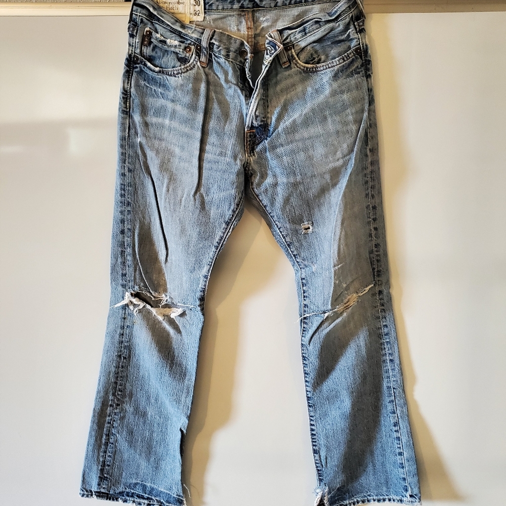 ABERCROMBIE & FITCH MENS JEANS ONE OF A KIND